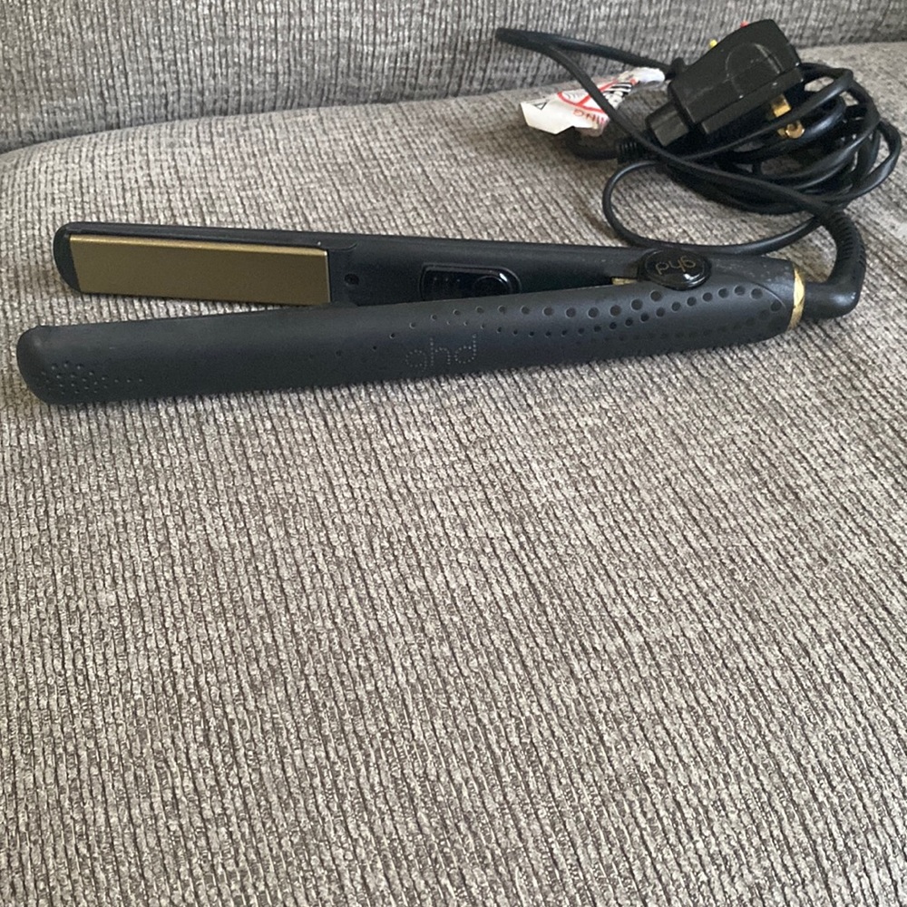 GHD flat iron